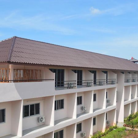 Be Fine Sabuy Hotel And Resort Сурат Тхани Екстериор снимка