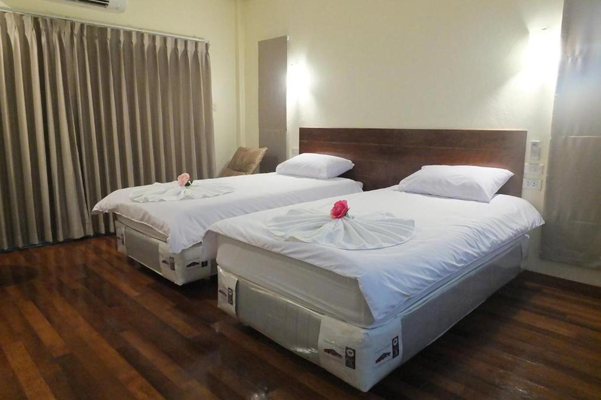 Be Fine Sabuy Hotel And Resort Сурат Тхани Екстериор снимка