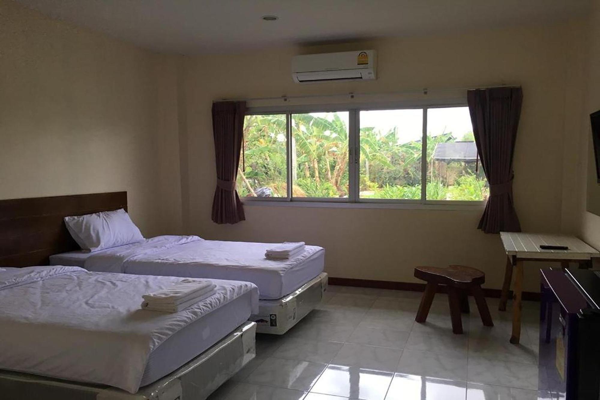 Be Fine Sabuy Hotel And Resort Сурат Тхани Екстериор снимка